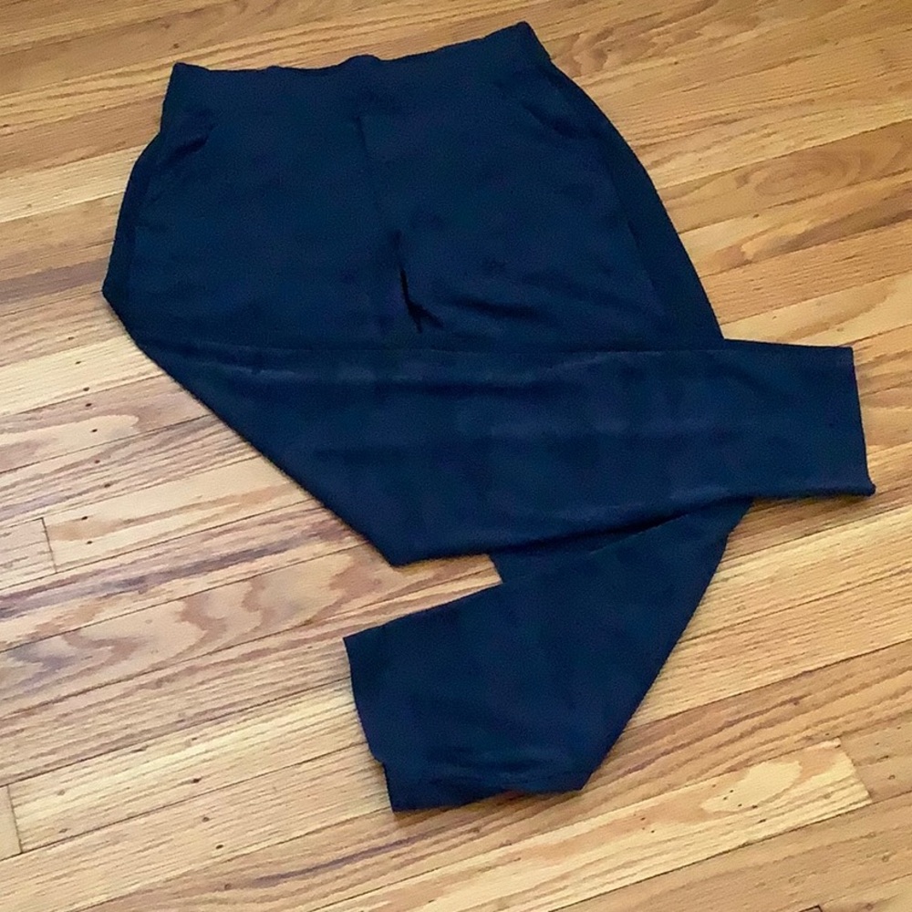 Athleta Brooklyn Camo Ankle Pants Navy Blue Size 0P NWOT